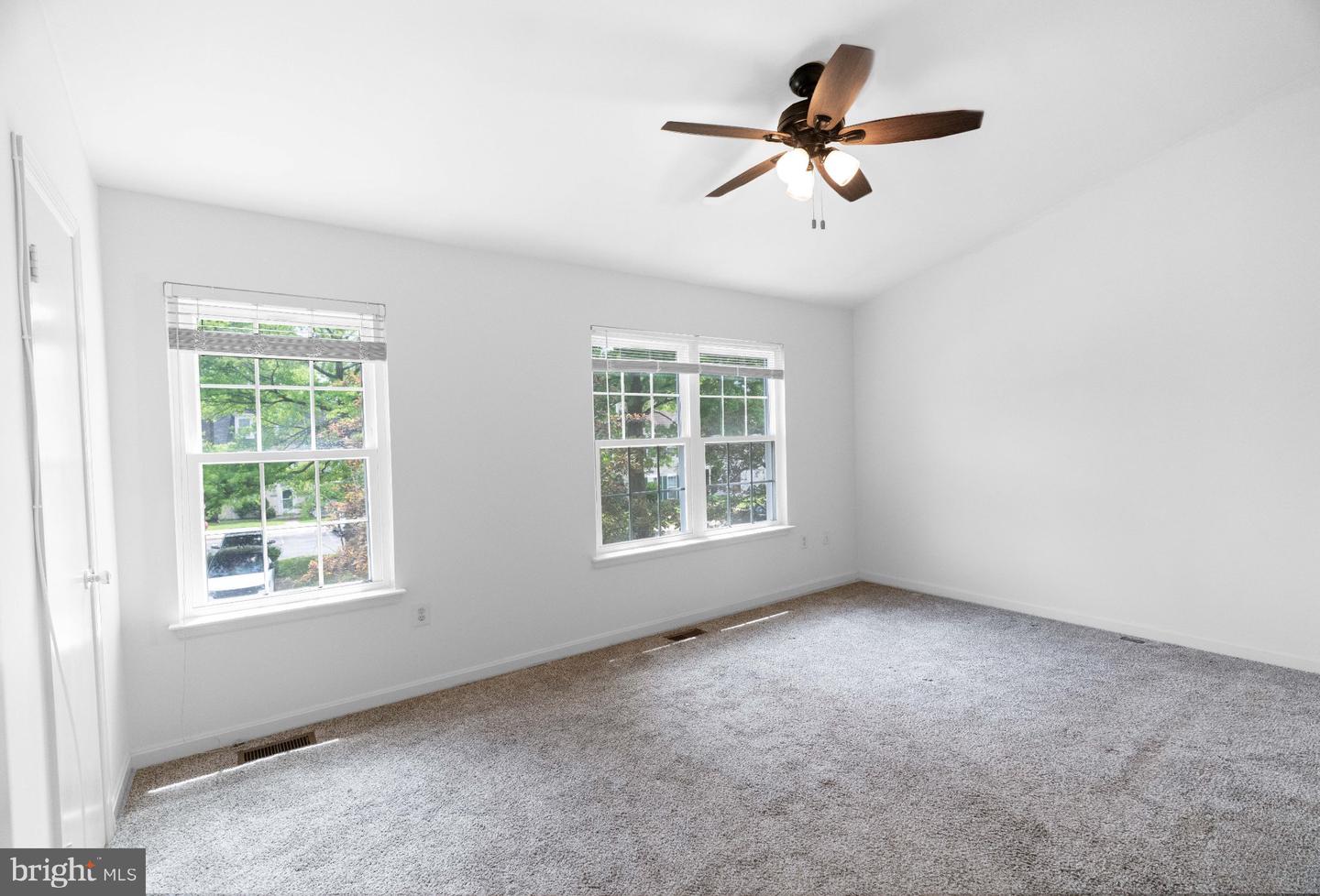 2922 Strauss Ter Property Photo 24