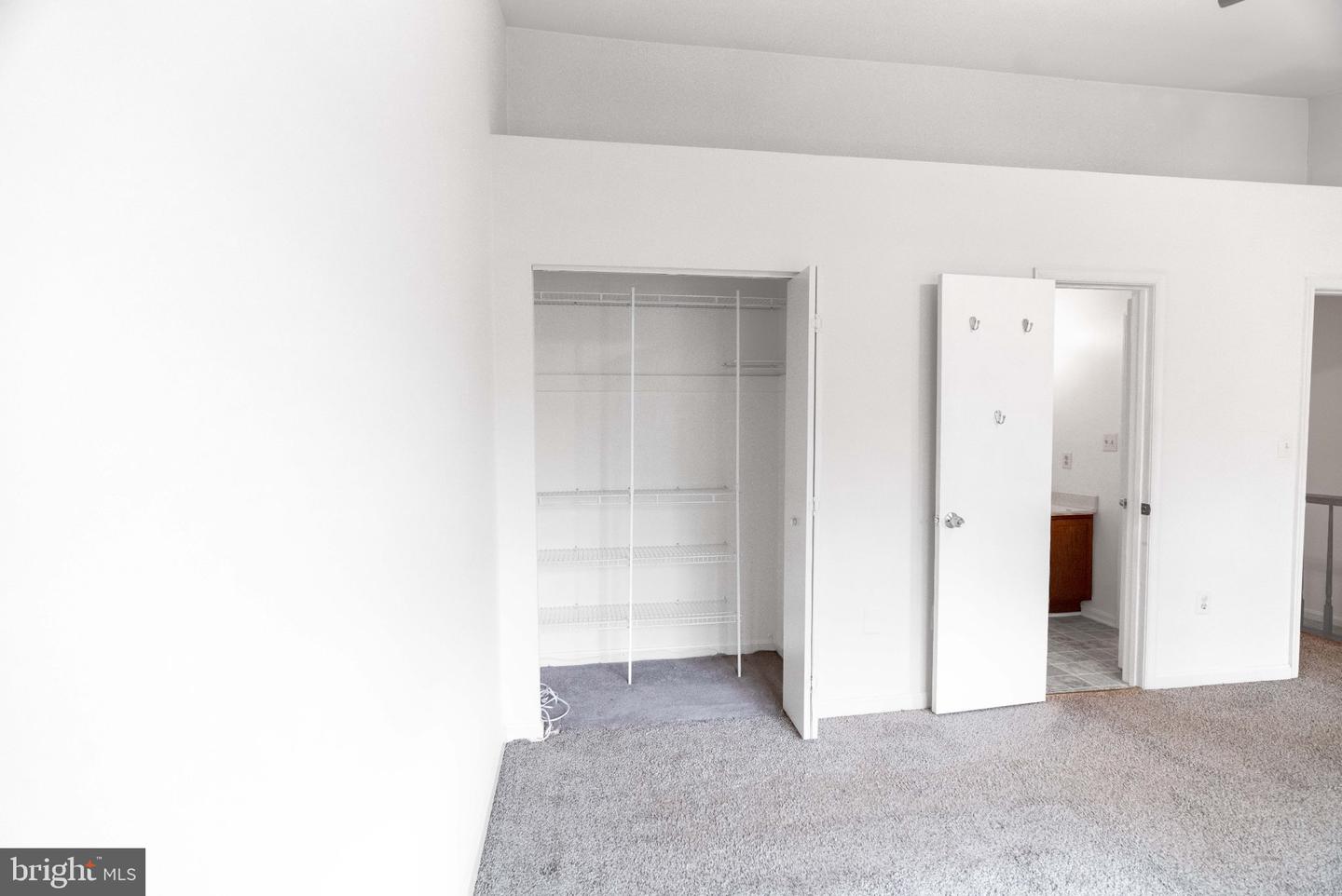 2922 Strauss Ter Property Photo 28