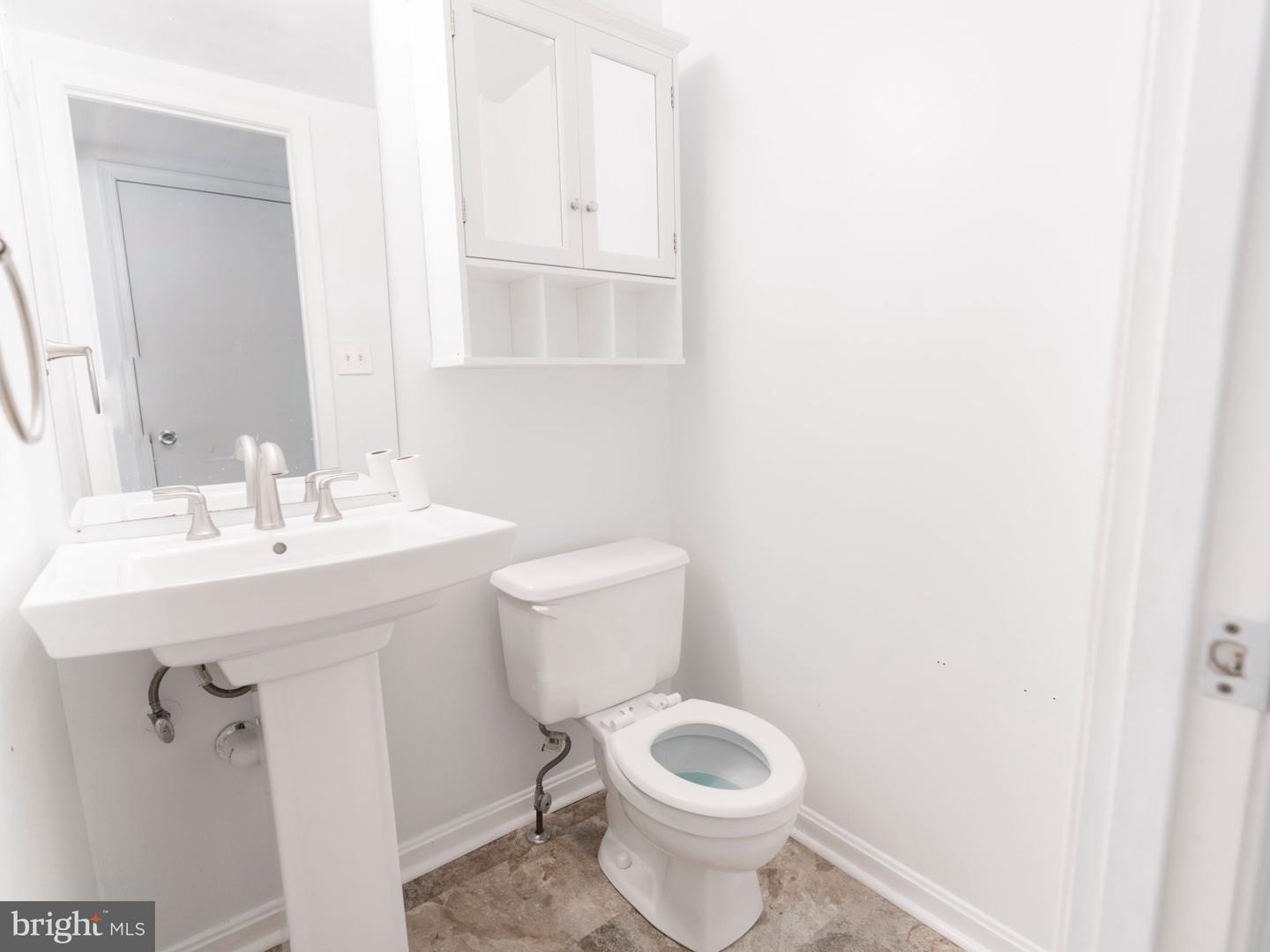 2922 Strauss Ter Property Photo 32