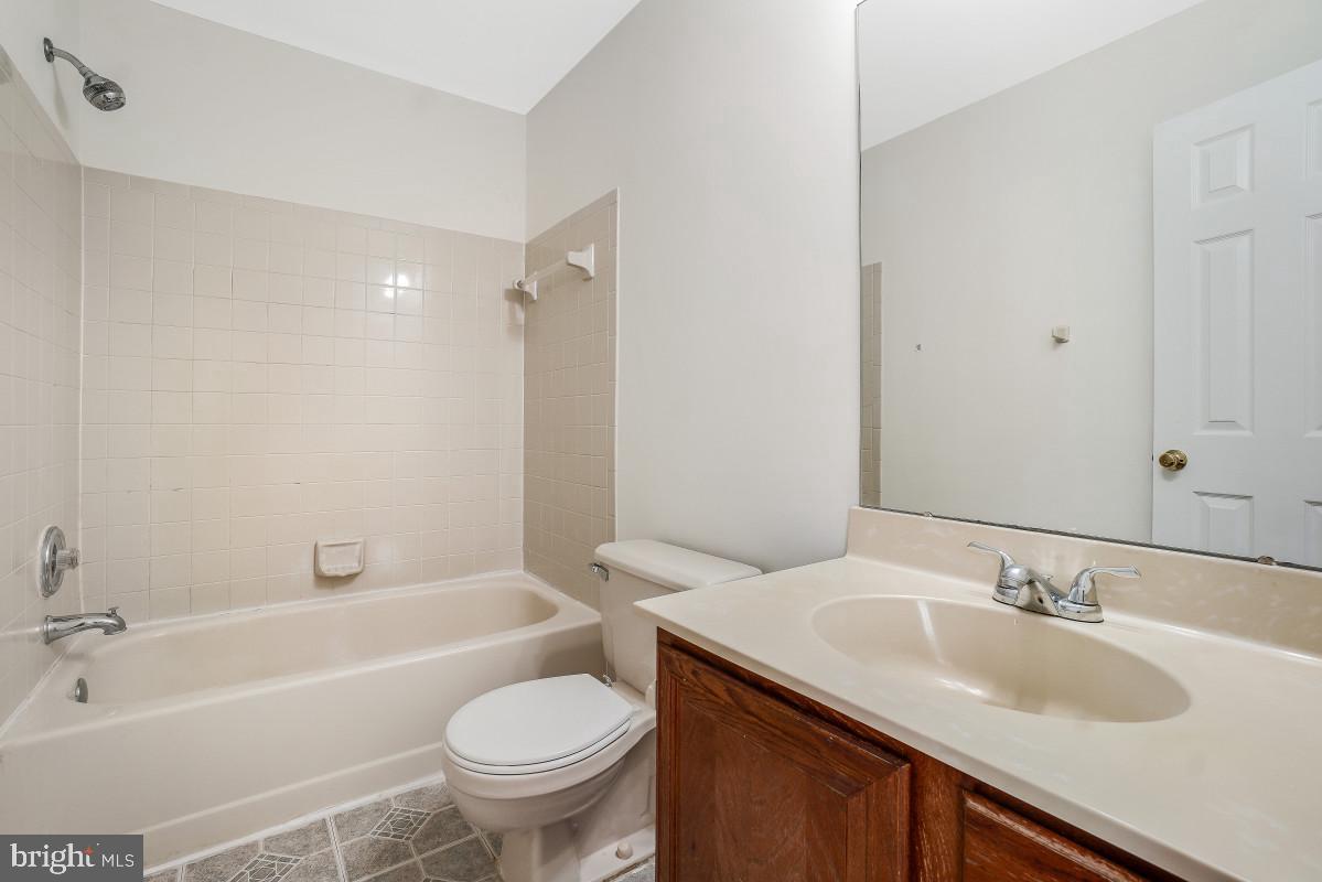 13 Drumcastle Ct Property Photo 29