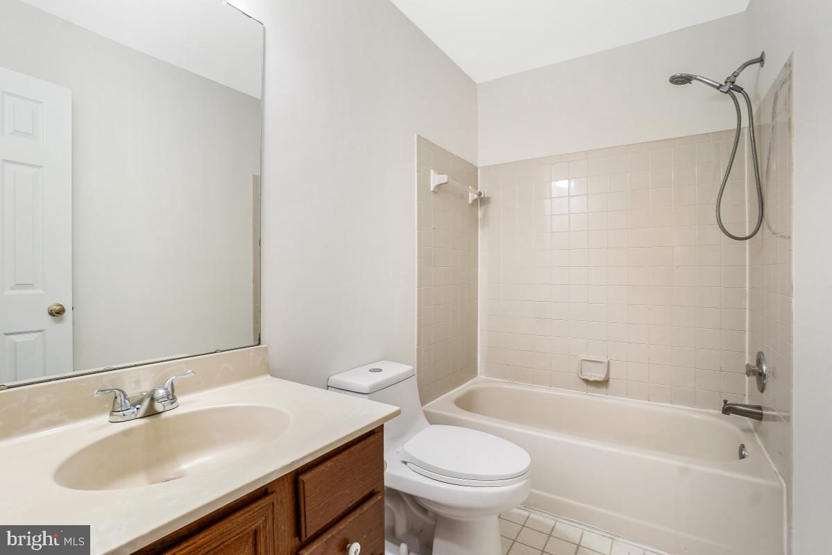 13 Drumcastle Ct Property Photo 34