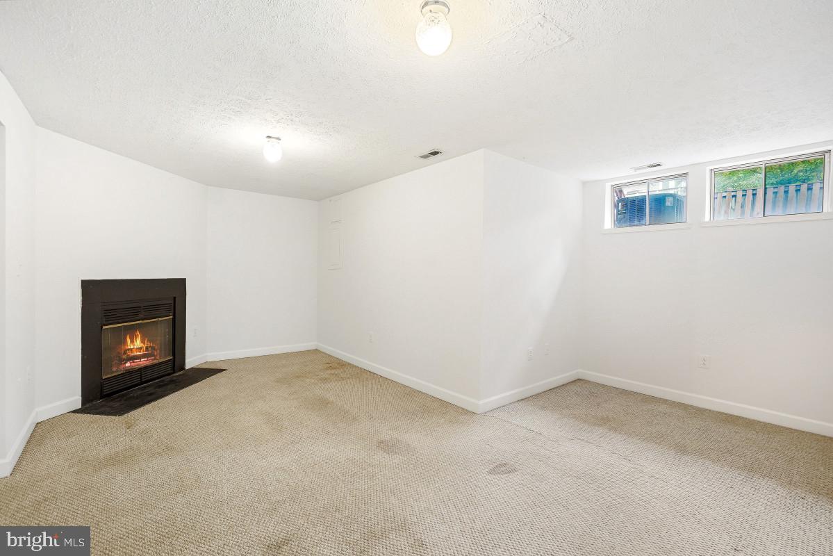 13 Drumcastle Ct Property Photo 36