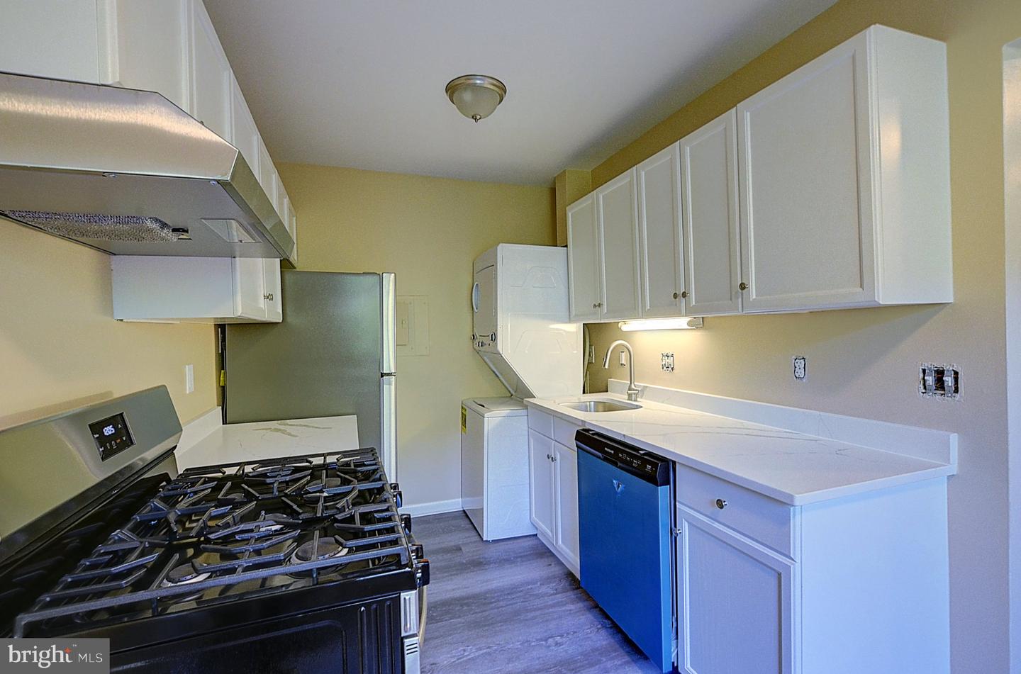 MDMC2258132 Property Photo 6
