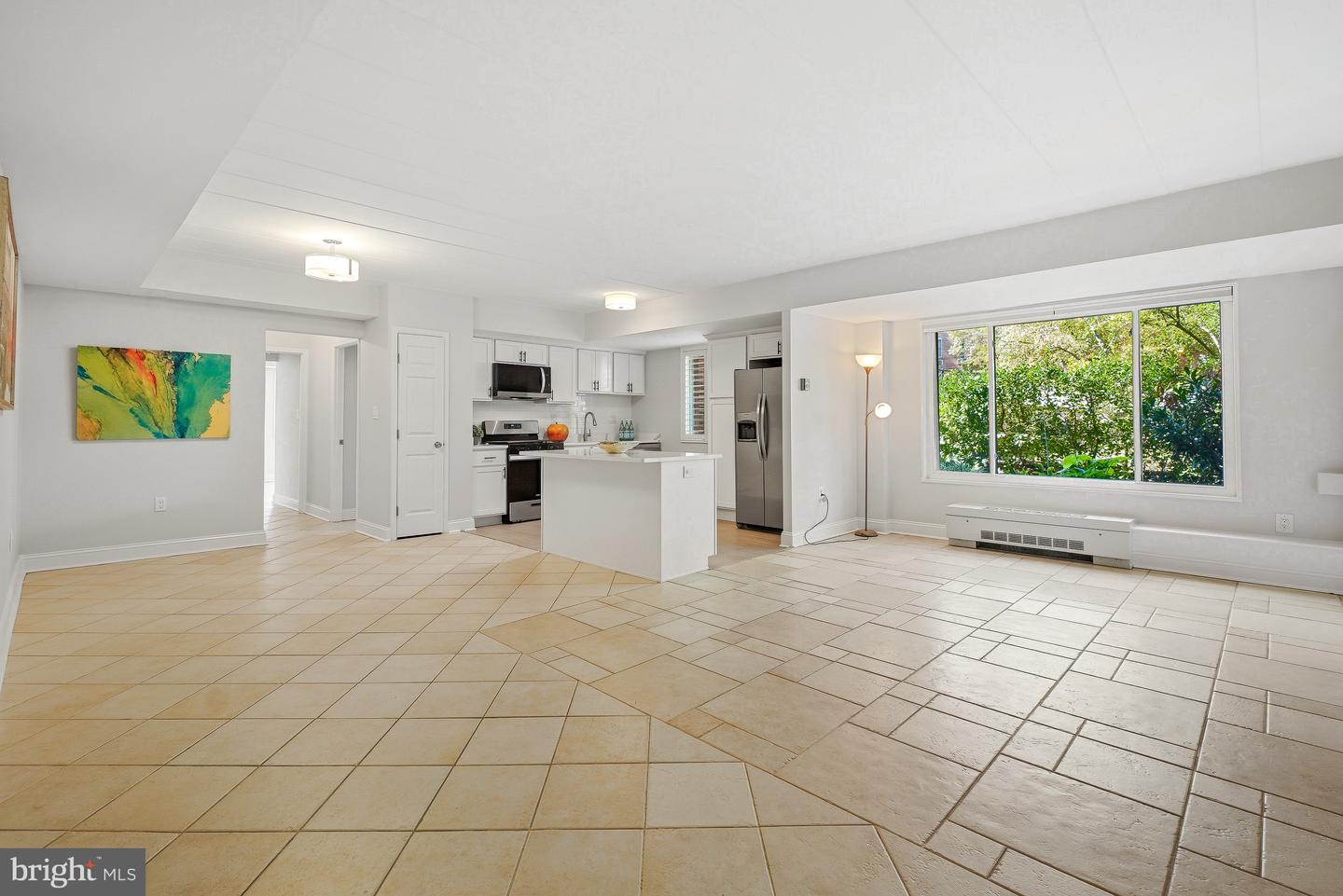 4800 Chevy Chase Dr #102 Property Photo 8