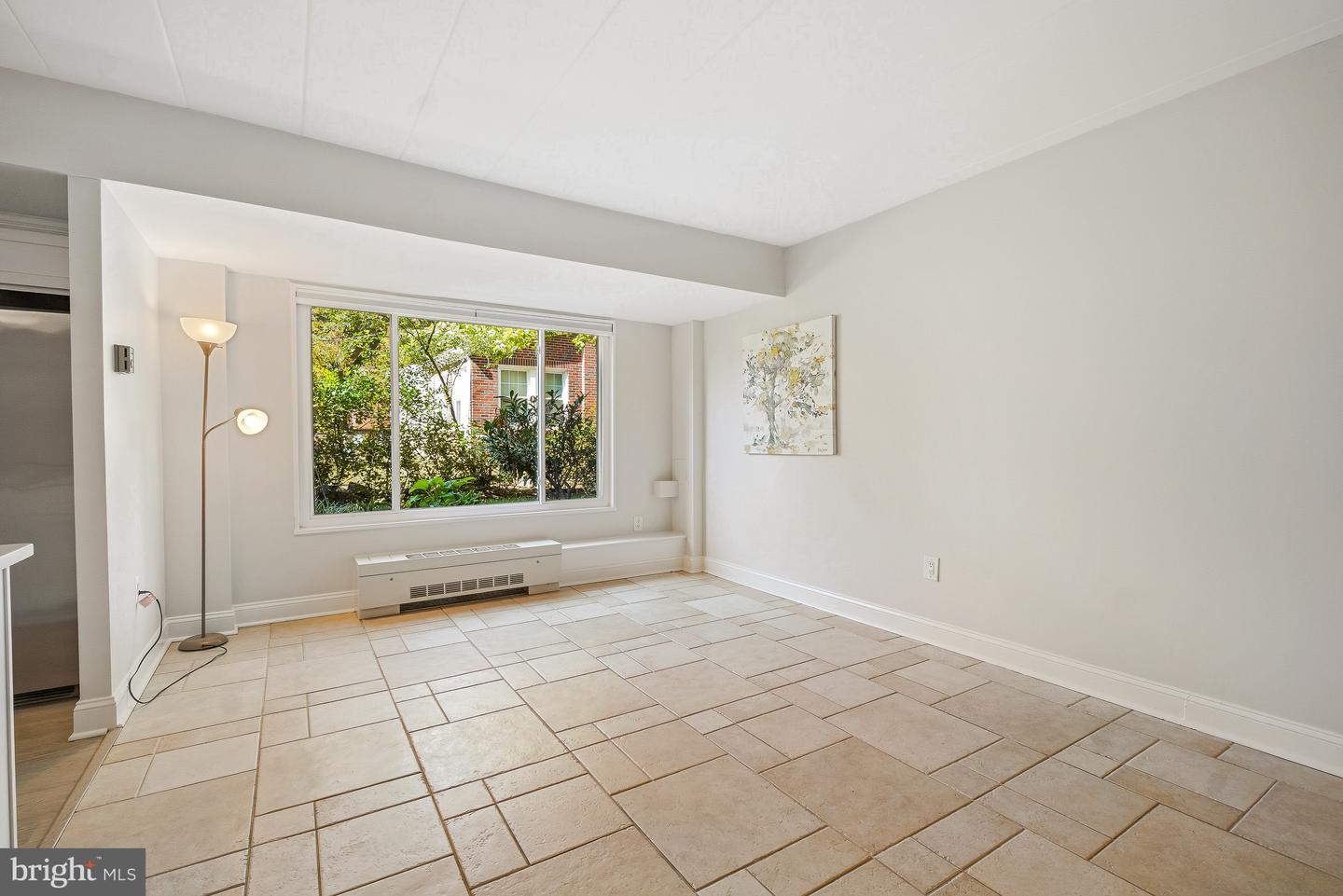 4800 Chevy Chase Dr #102 Property Photo 11