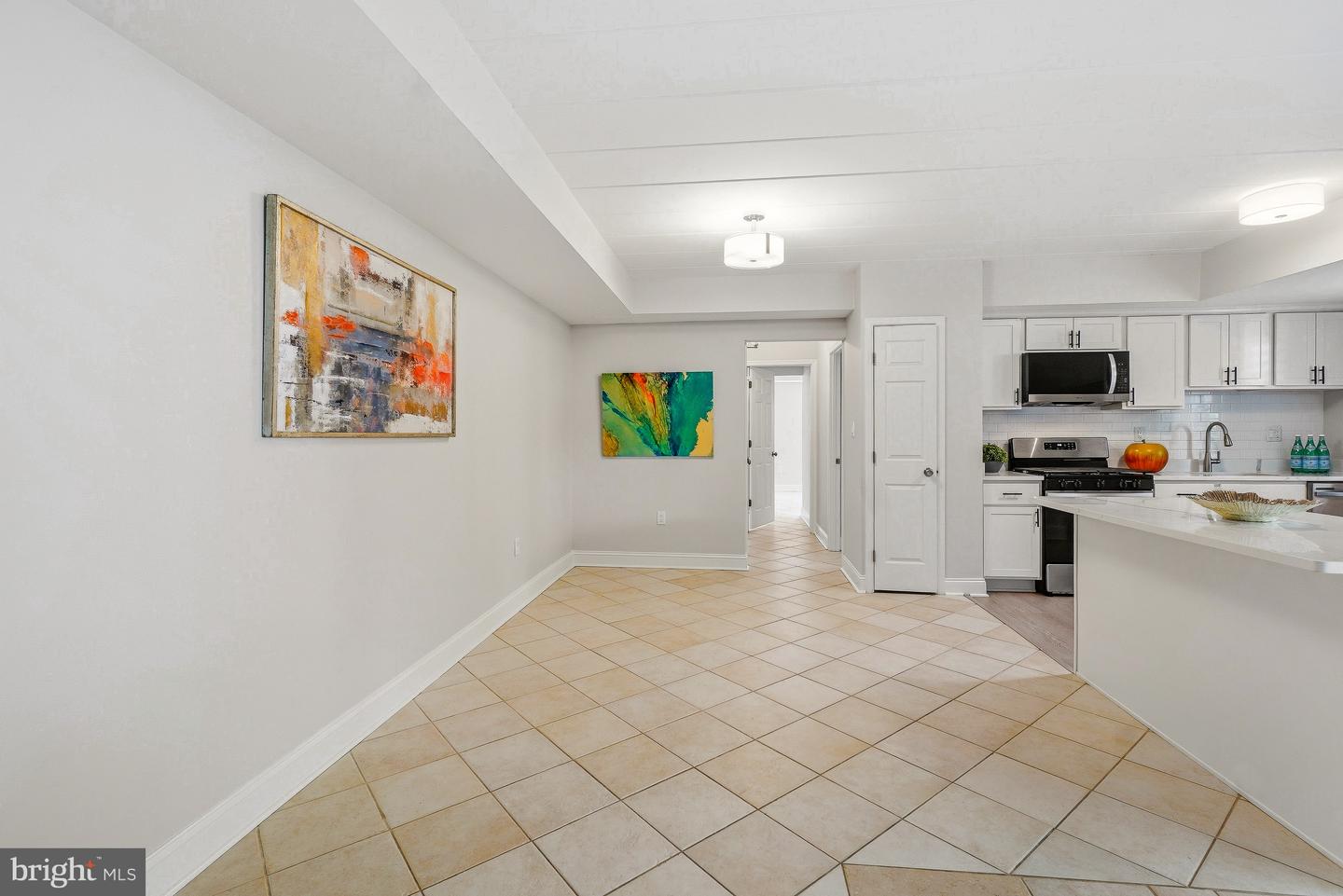 4800 Chevy Chase Dr #102 Property Photo 18