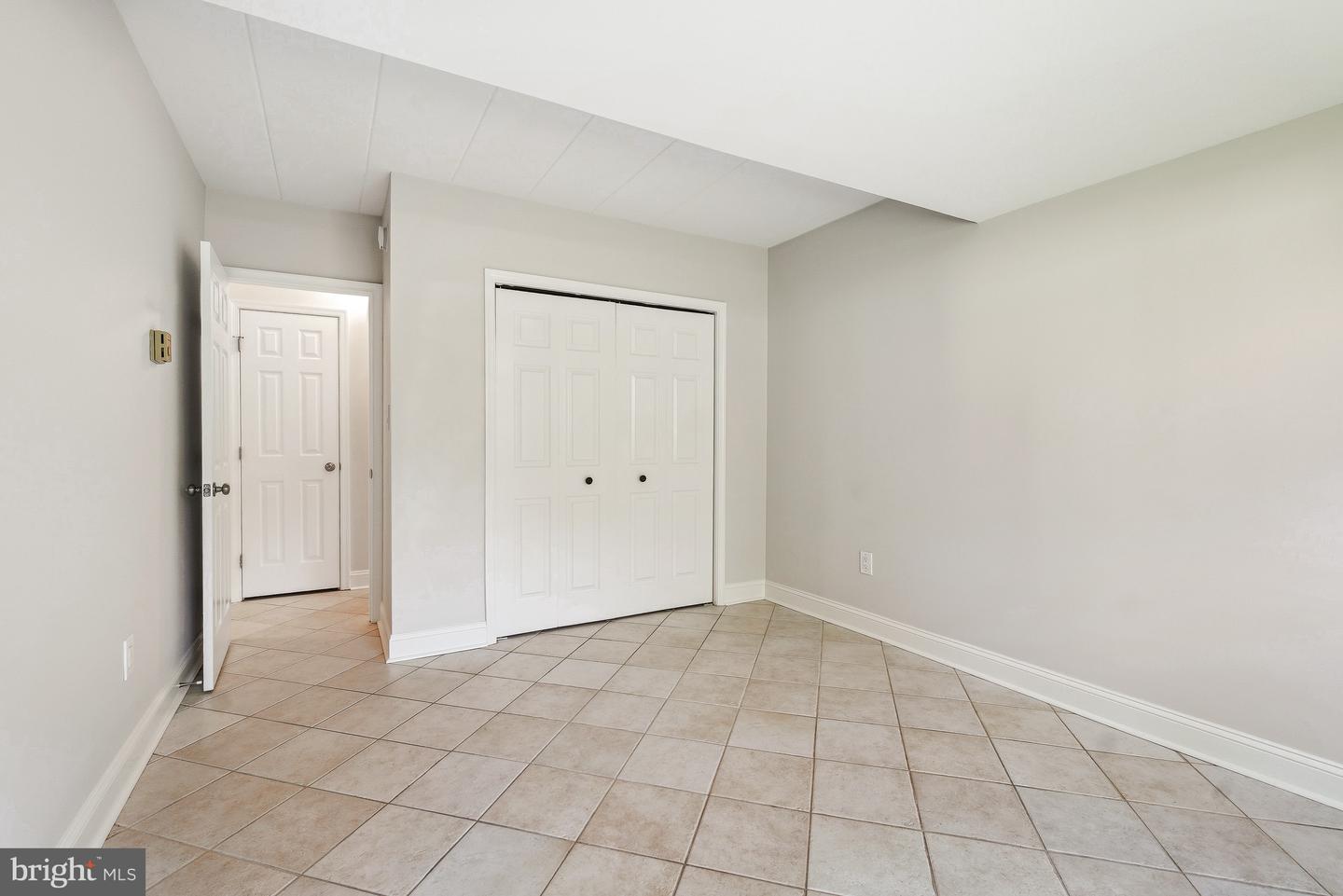 4800 Chevy Chase Dr #102 Property Photo 22