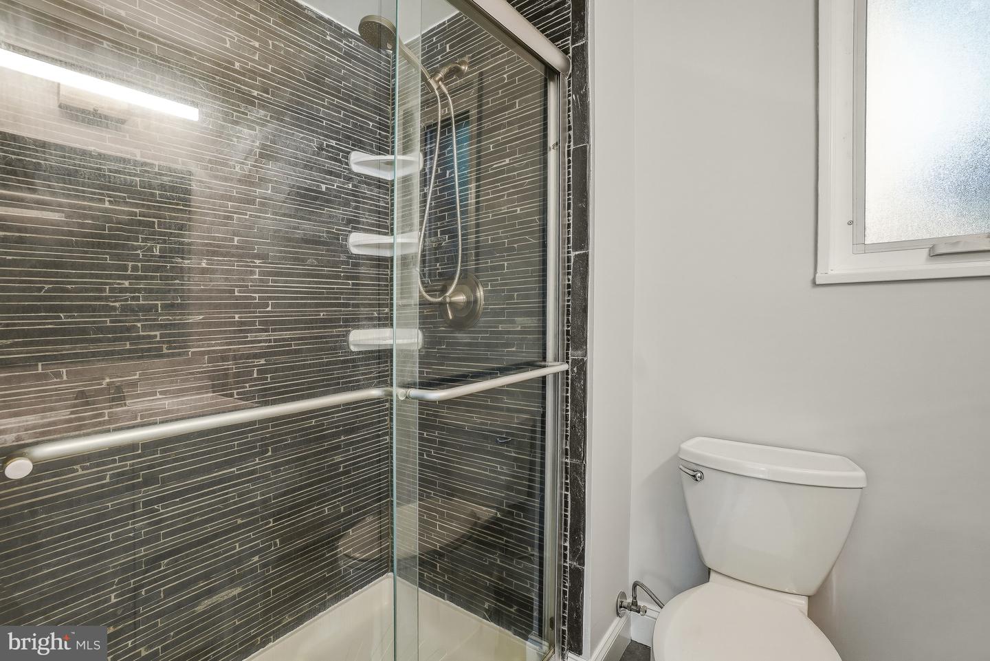 4800 Chevy Chase Dr #102 Property Photo 32