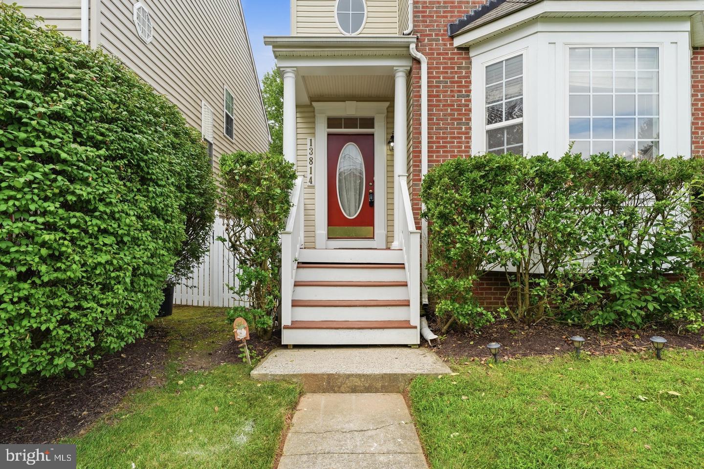 13814 Crownsgate Way Property Photo 2