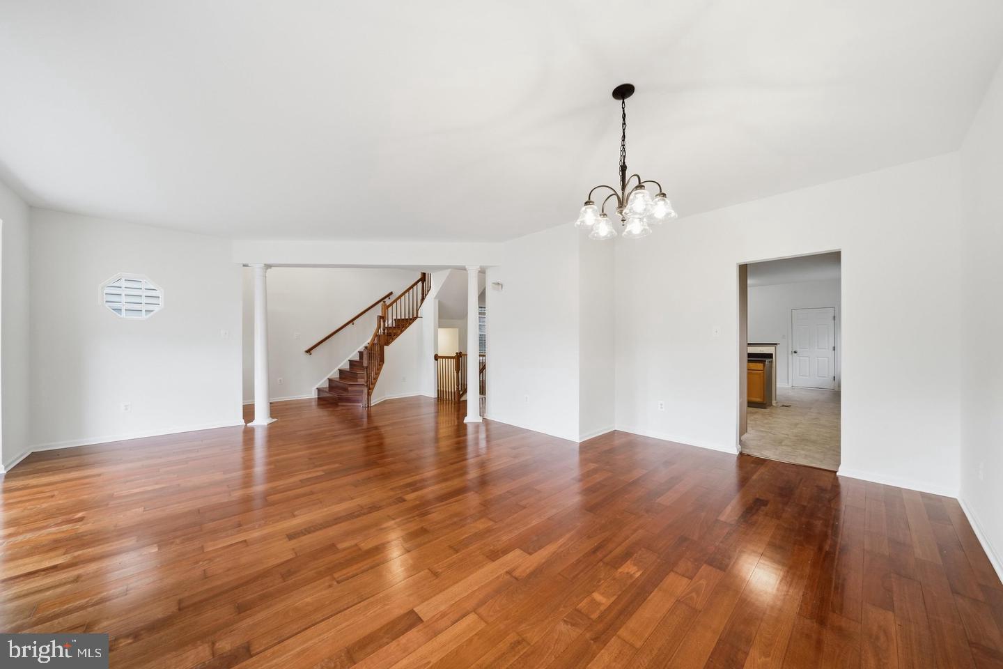 13814 Crownsgate Way Property Photo 10