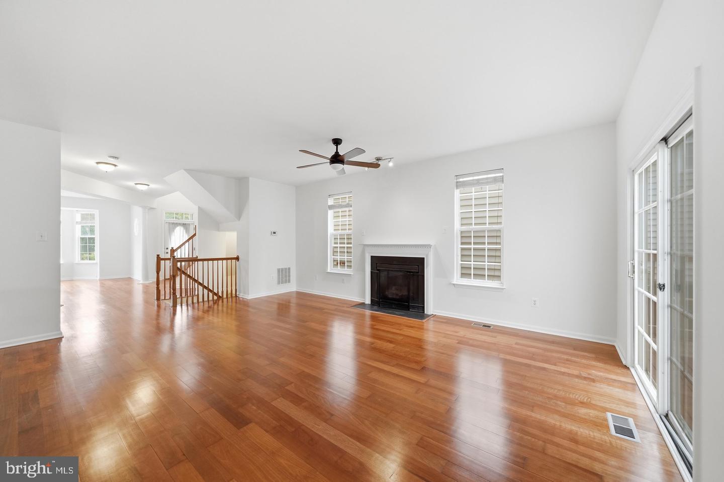 13814 Crownsgate Way Property Photo 13