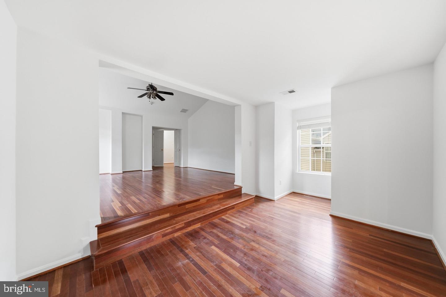 13814 Crownsgate Way Property Photo 24