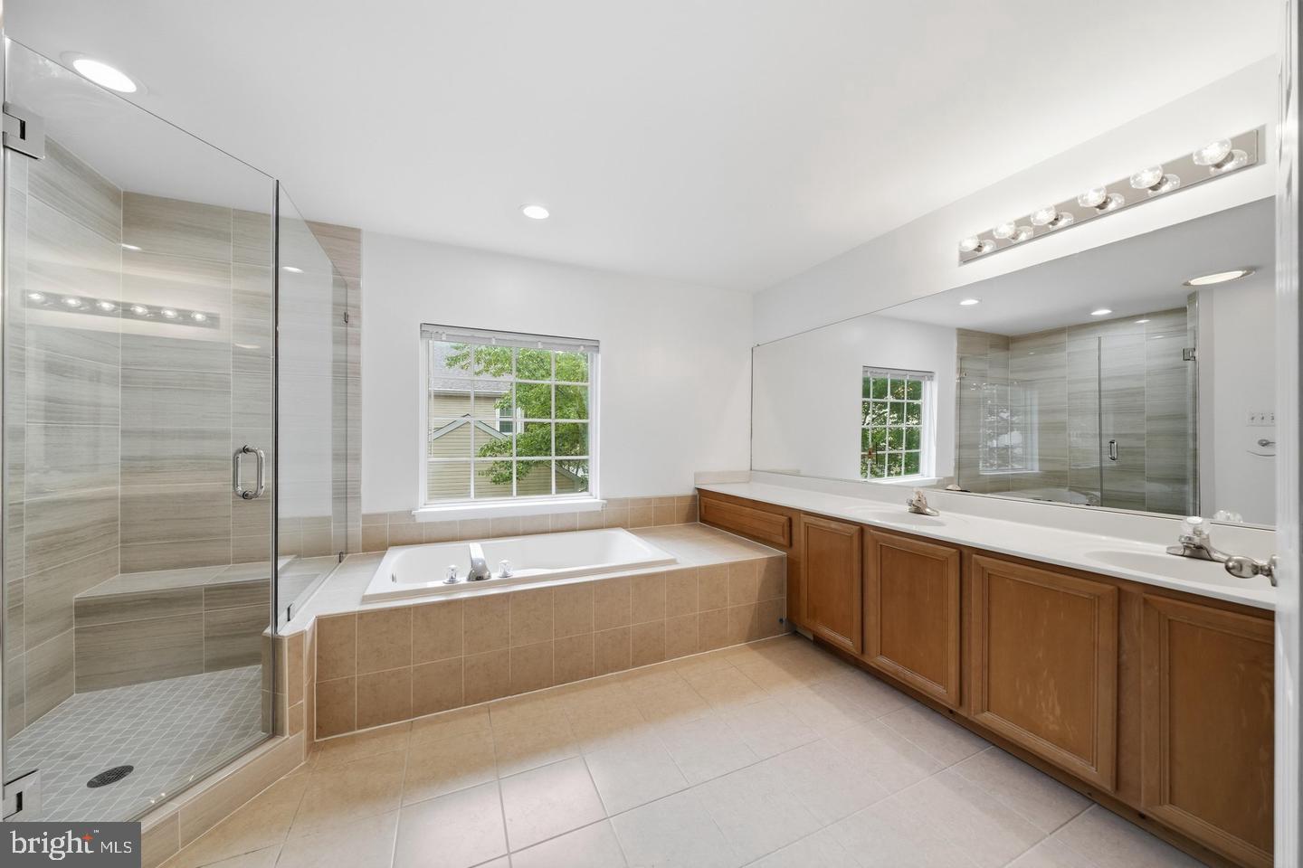 13814 Crownsgate Way Property Photo 25