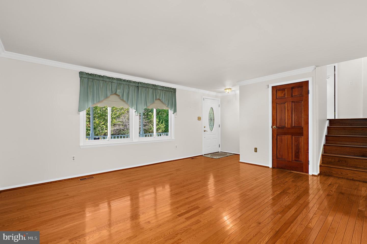 15316 Valencia St Property Photo 8