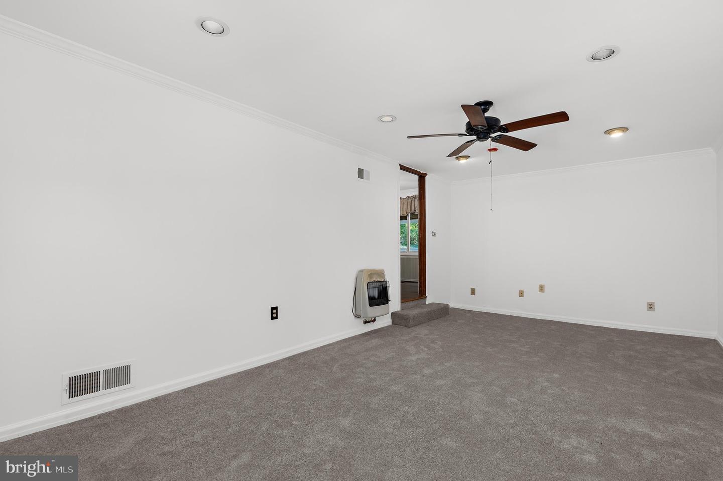 15316 Valencia St Property Photo 20