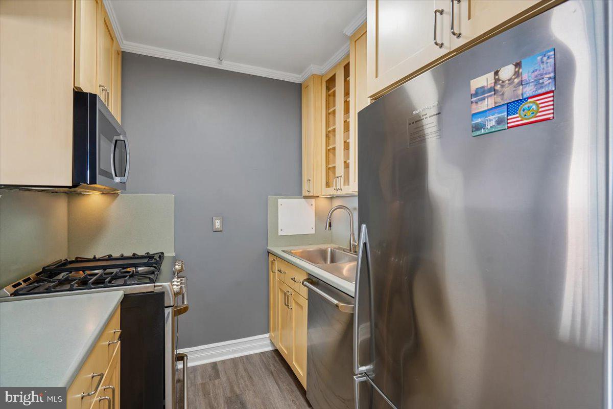 5500 Friendship Blvd #2318n Property Photo 5