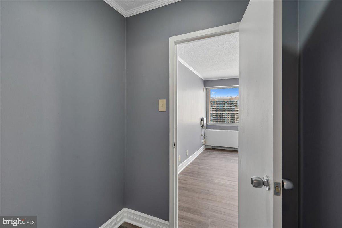 5500 Friendship Blvd #2318n Property Photo 16