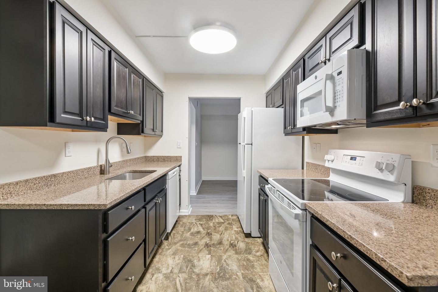 15210 ELKRIDGE WAY #91-1K Property Photo 1