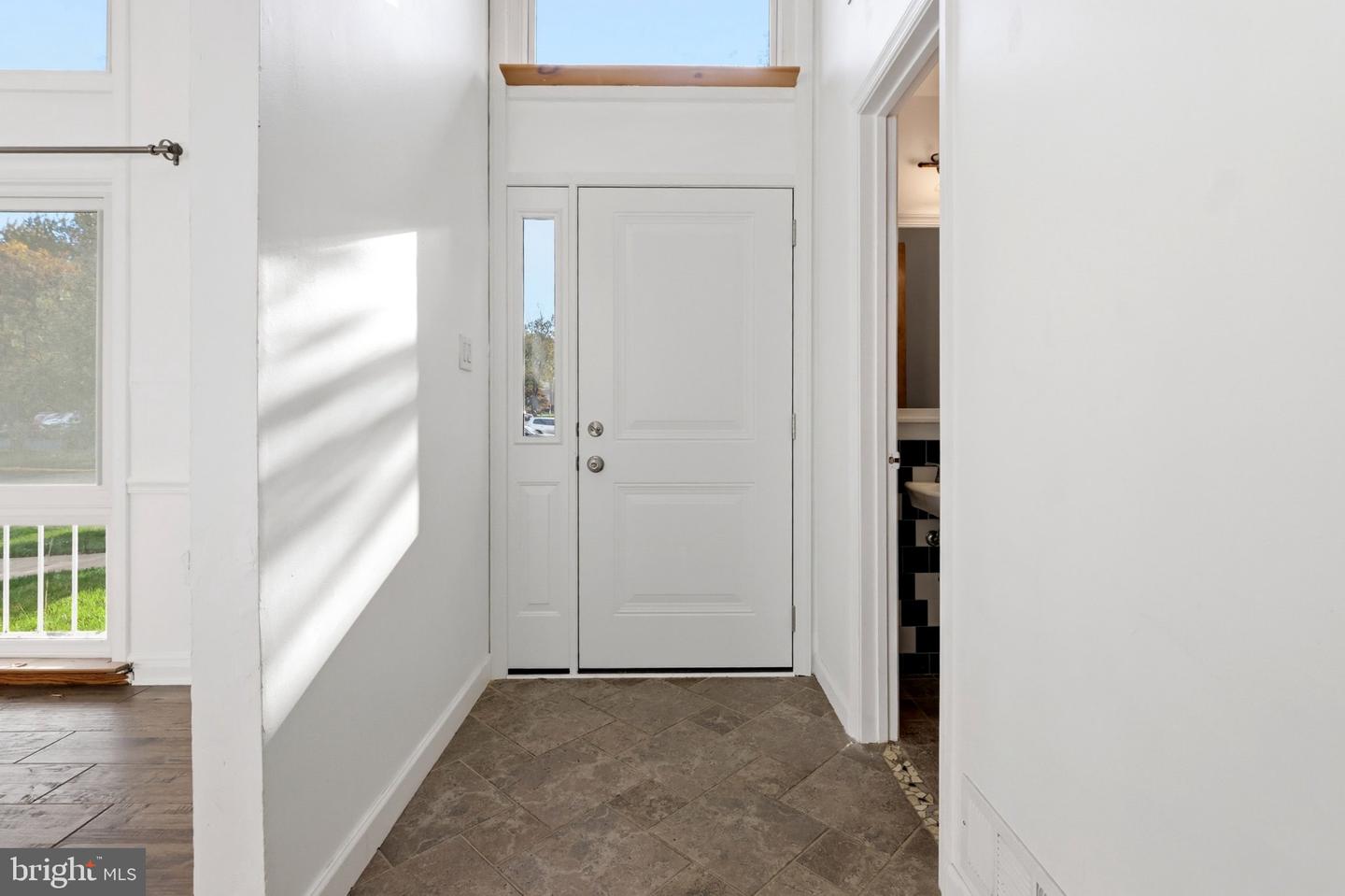 7251 Mill Run Dr #12-3 Property Photo 4