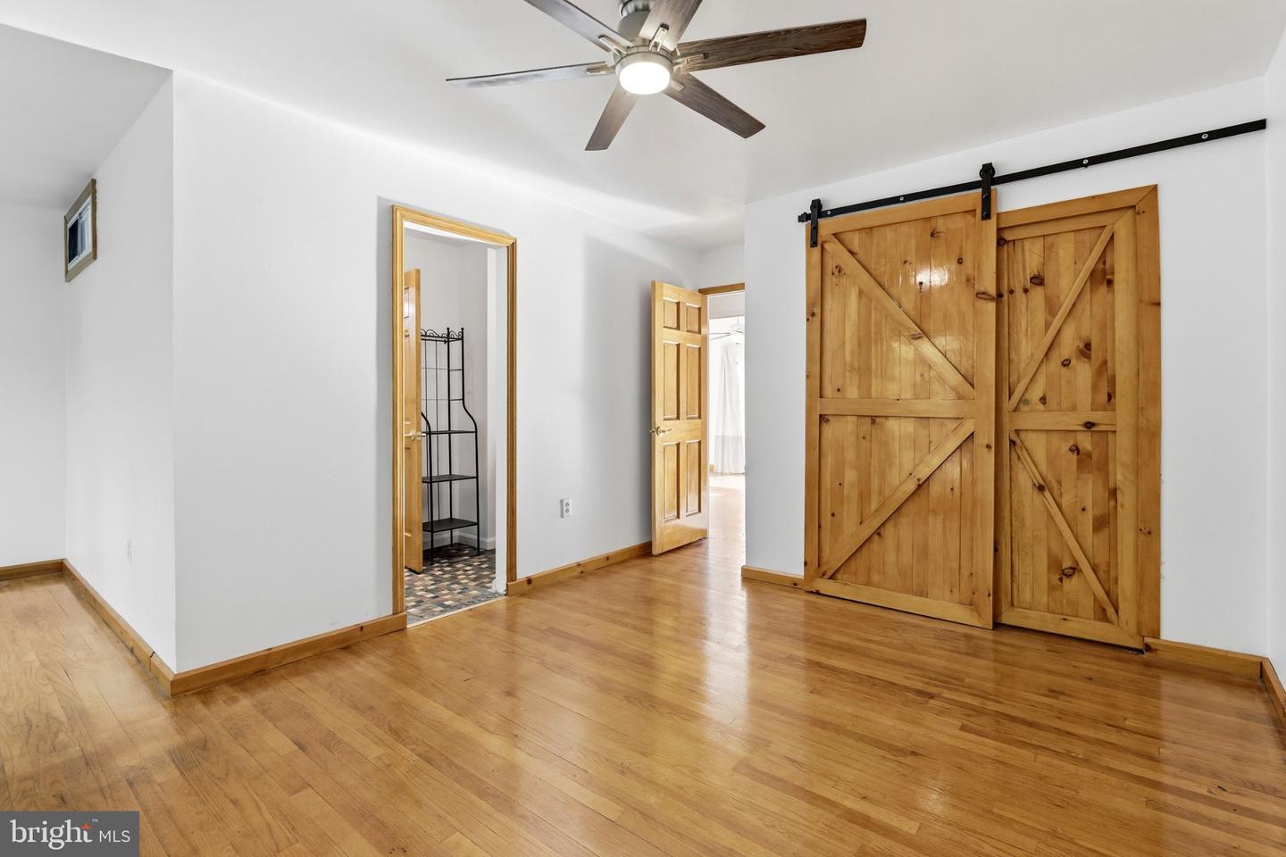 7251 Mill Run Dr #12-3 Property Photo 20