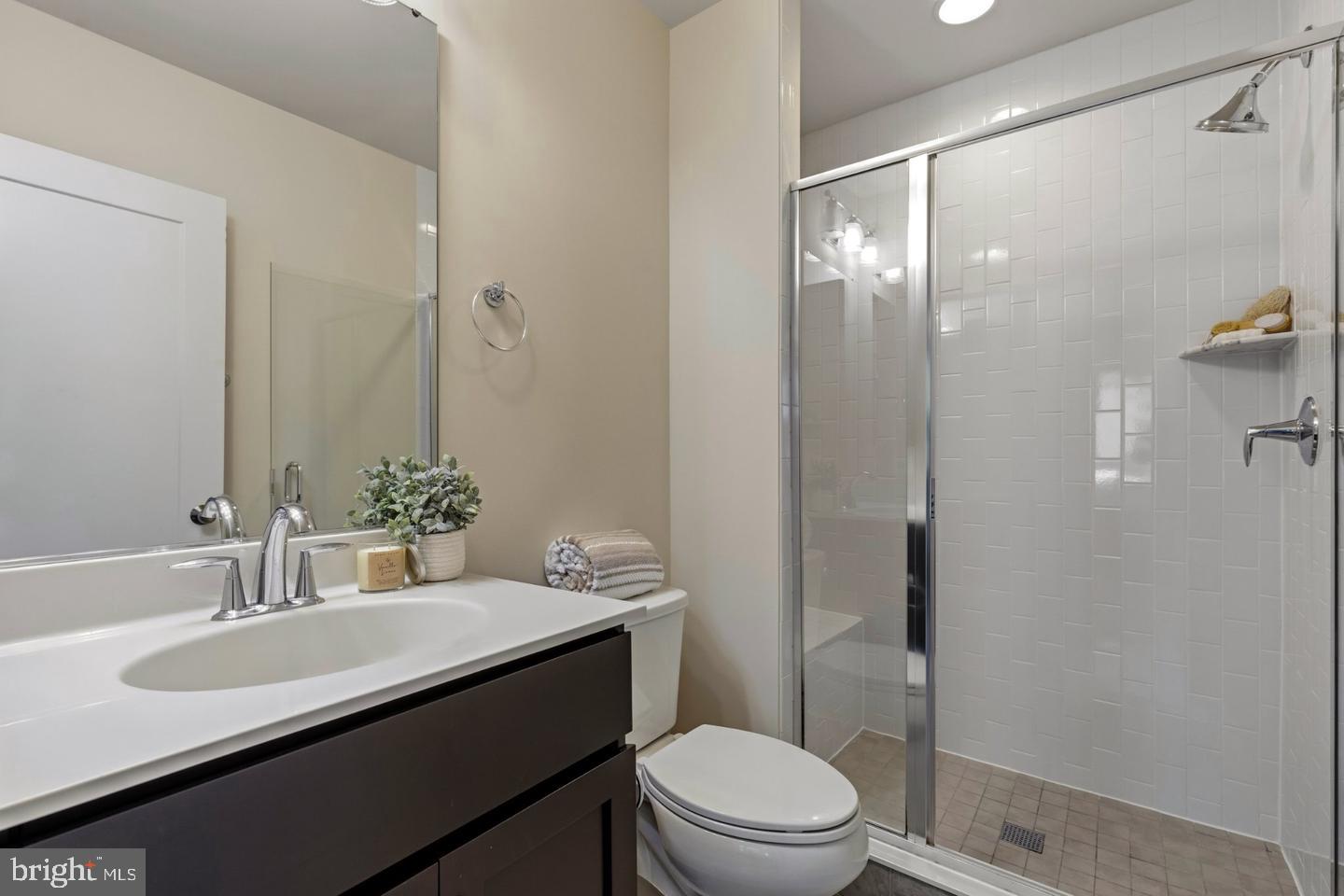 6617 Eames Way Property Photo 7