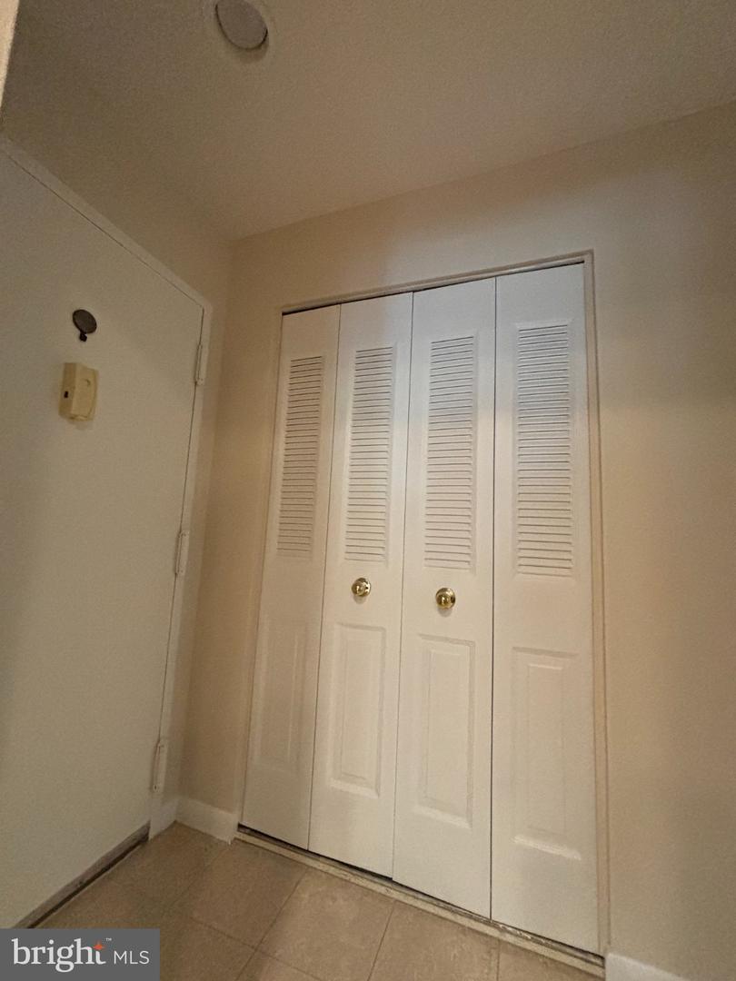 11301 Commonwealth Dr #104 Property Photo 23