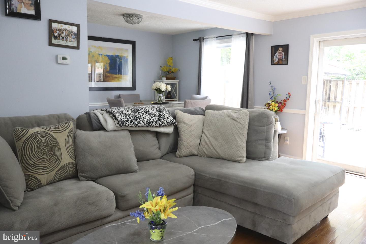 17721 Topfield Dr #5-a Property Photo 6