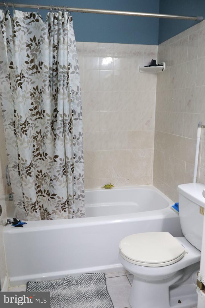 17721 Topfield Dr #5-a Property Photo 19