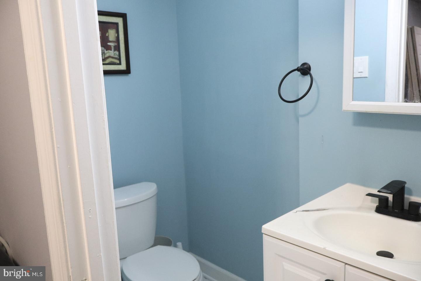 17721 Topfield Dr #5-a Property Photo 22