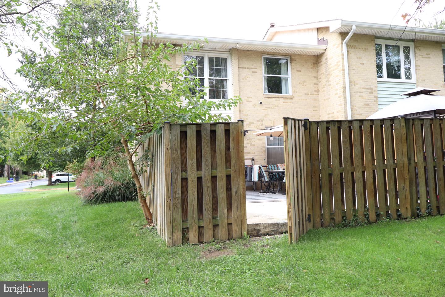 17721 Topfield Dr #5-a Property Photo 31