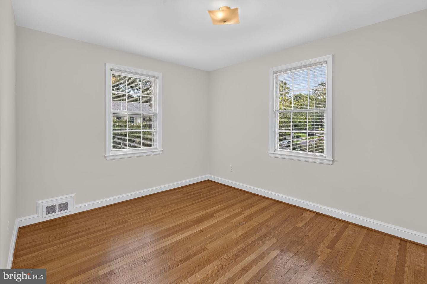 5101 Brookeway Dr Property Photo 22