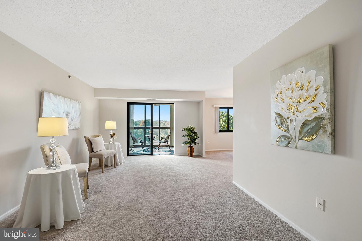 3330 N Leisure World Blvd #5-422 Property Photo 2