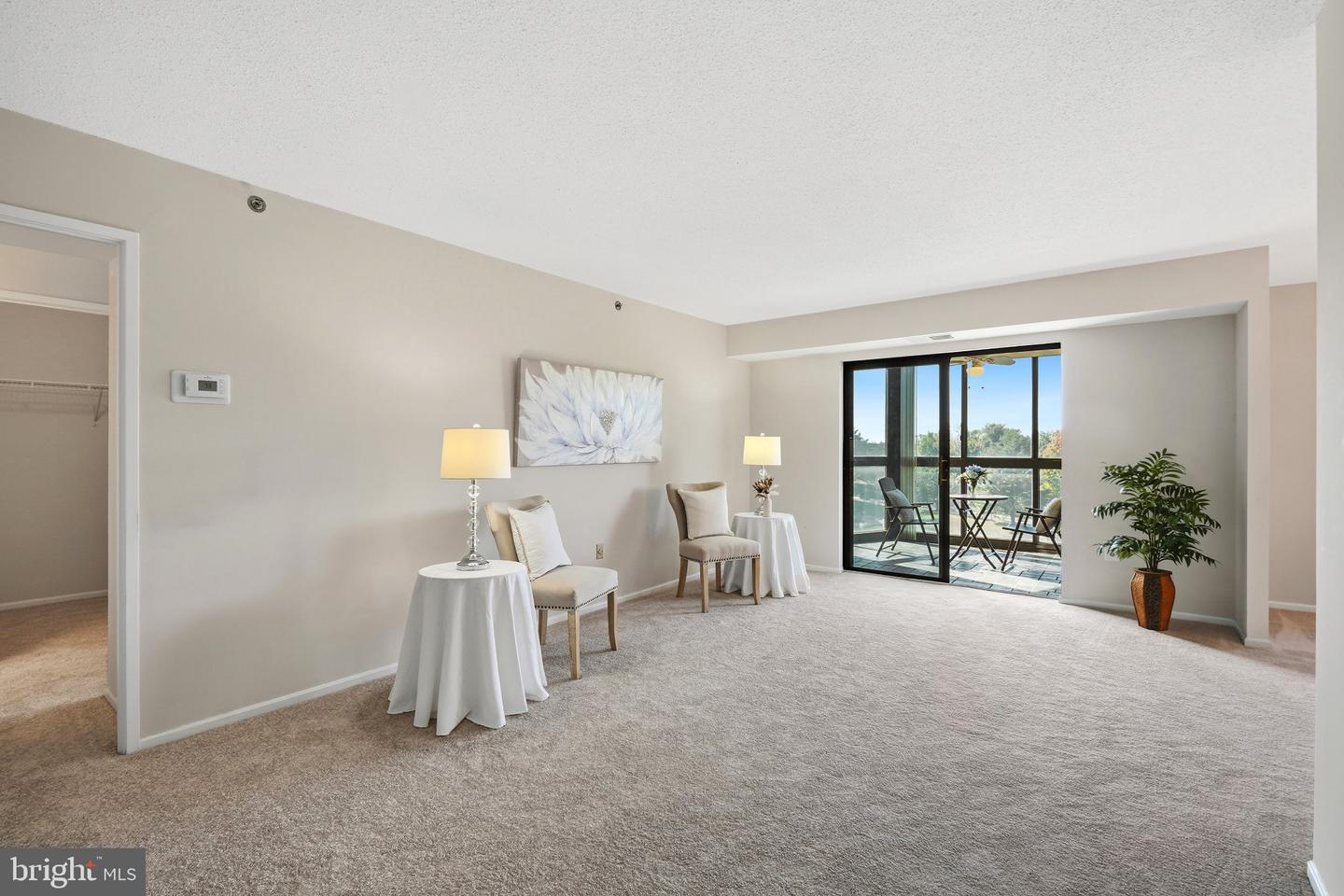 3330 N Leisure World Blvd #5-422 Property Photo 3