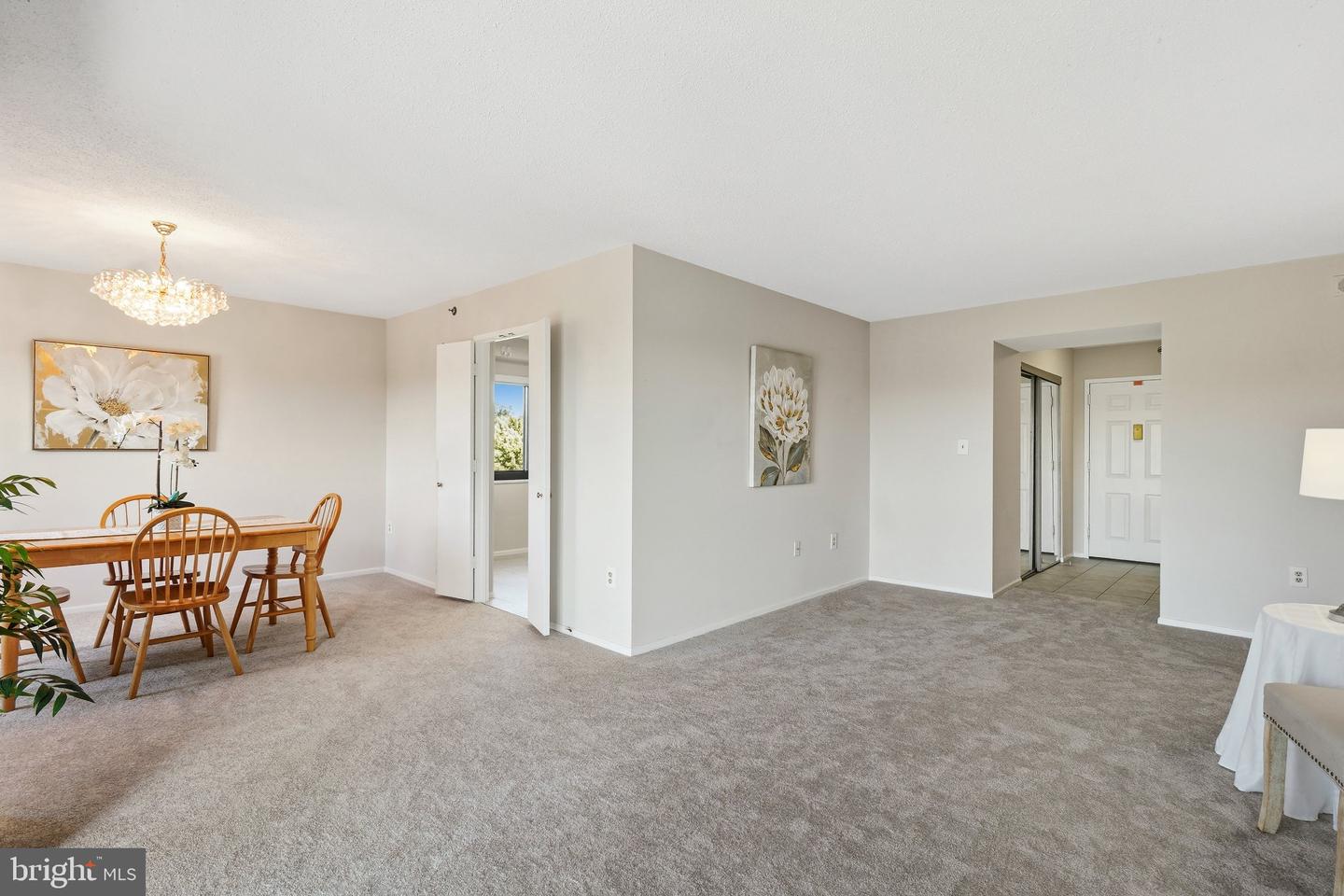 3330 N Leisure World Blvd #5-422 Property Photo 10