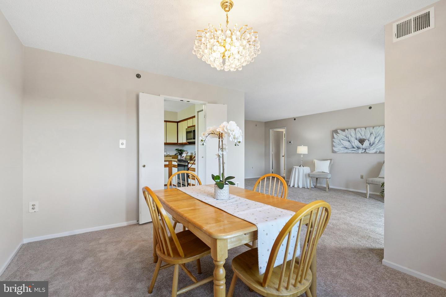 3330 N Leisure World Blvd #5-422 Property Photo 13