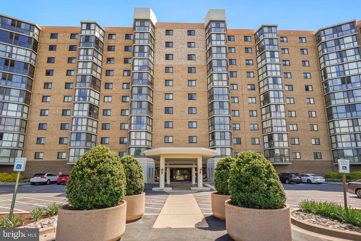 3330 N Leisure World Blvd #5-422 Property Photo 35