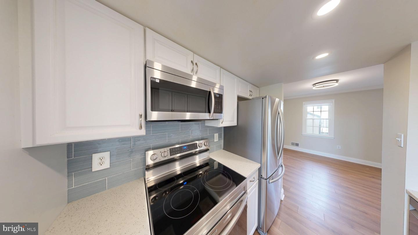 8 Big Acre Sq #22-4 Property Photo 2