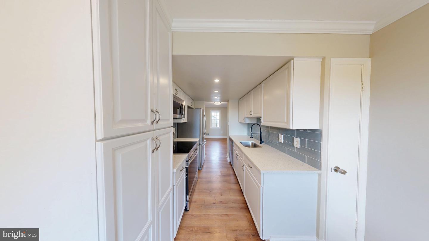 8 Big Acre Sq #22-4 Property Photo 4