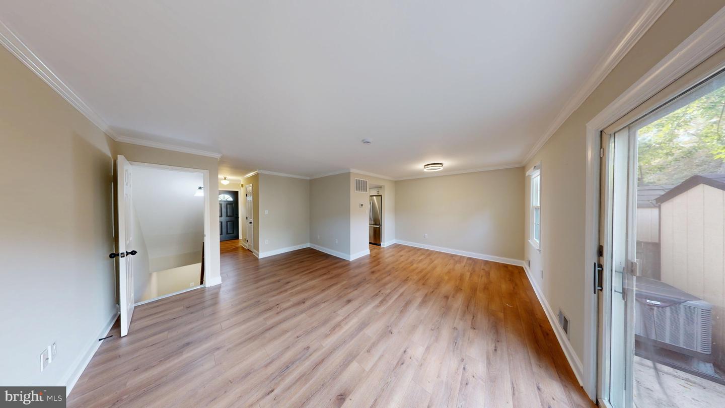 8 Big Acre Sq #22-4 Property Photo 5