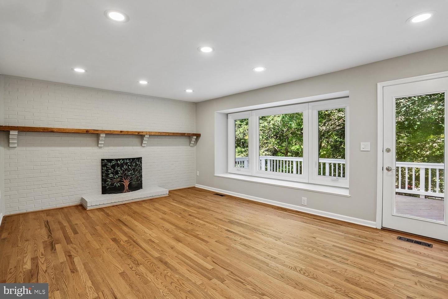 11568 Paramus Dr Property Photo 19