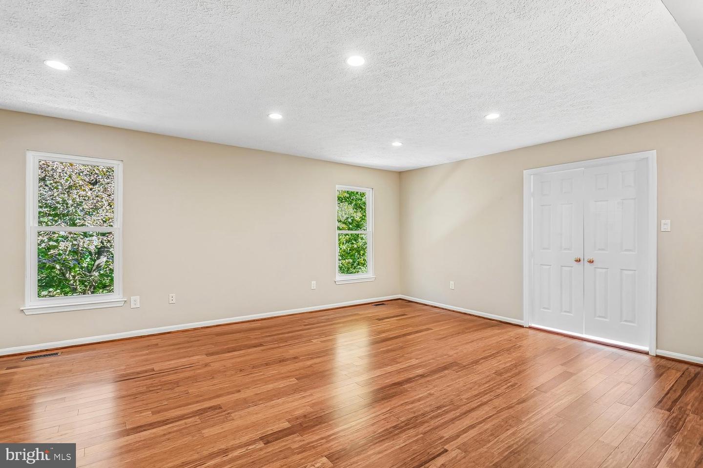 11568 Paramus Dr Property Photo 26