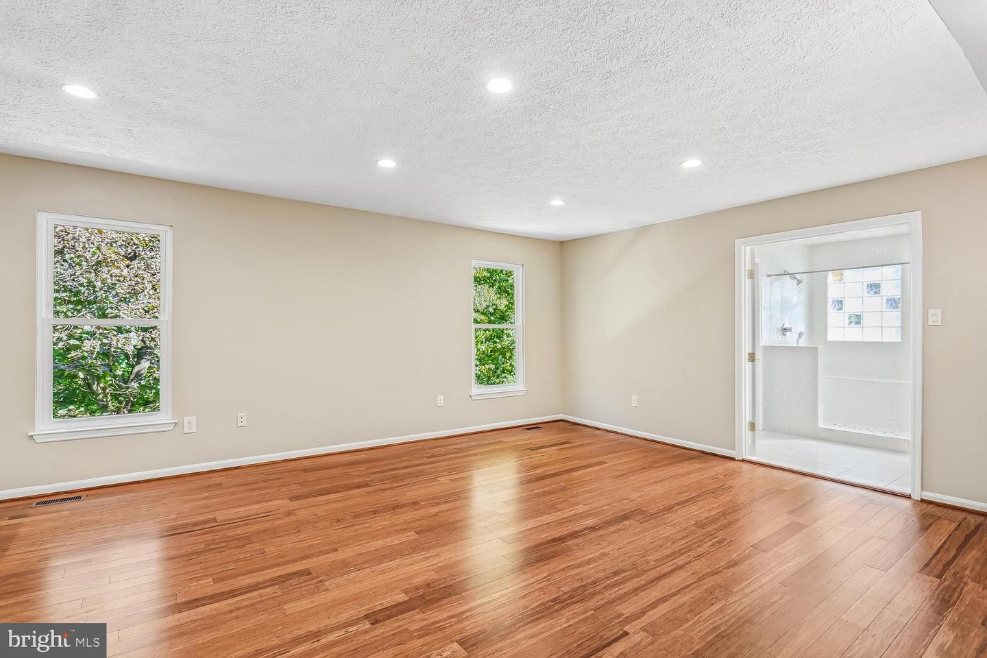 11568 Paramus Dr Property Photo 28