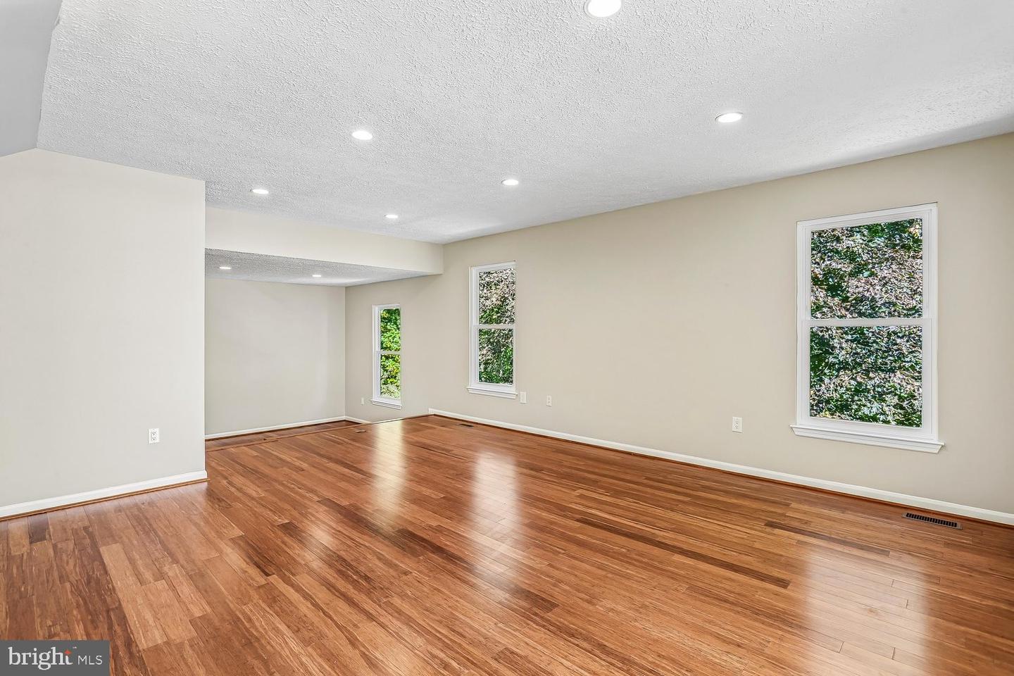 11568 Paramus Dr Property Photo 30