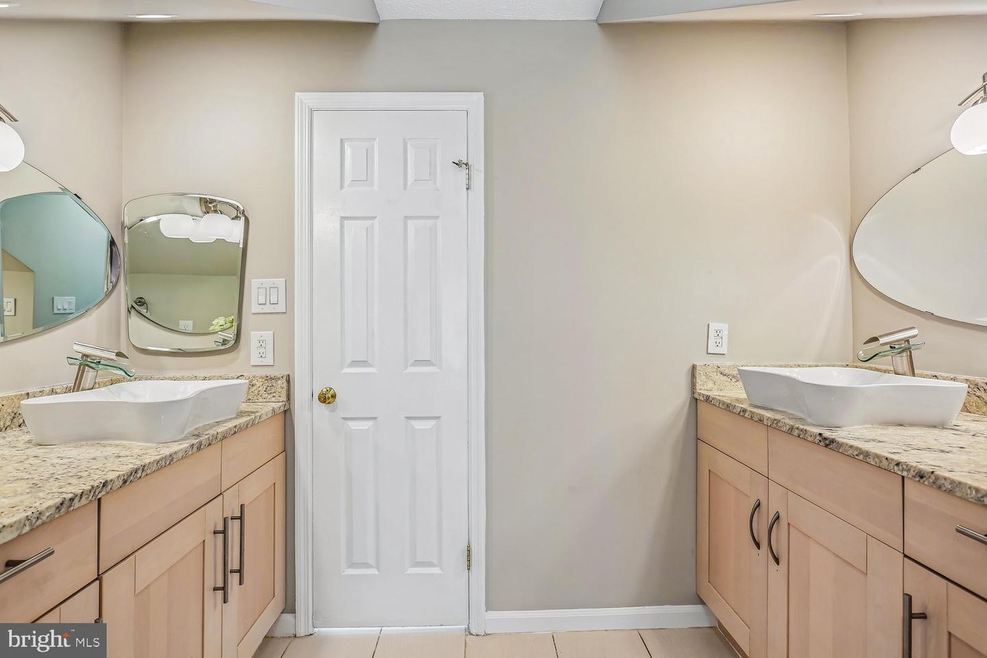 11568 Paramus Dr Property Photo 38