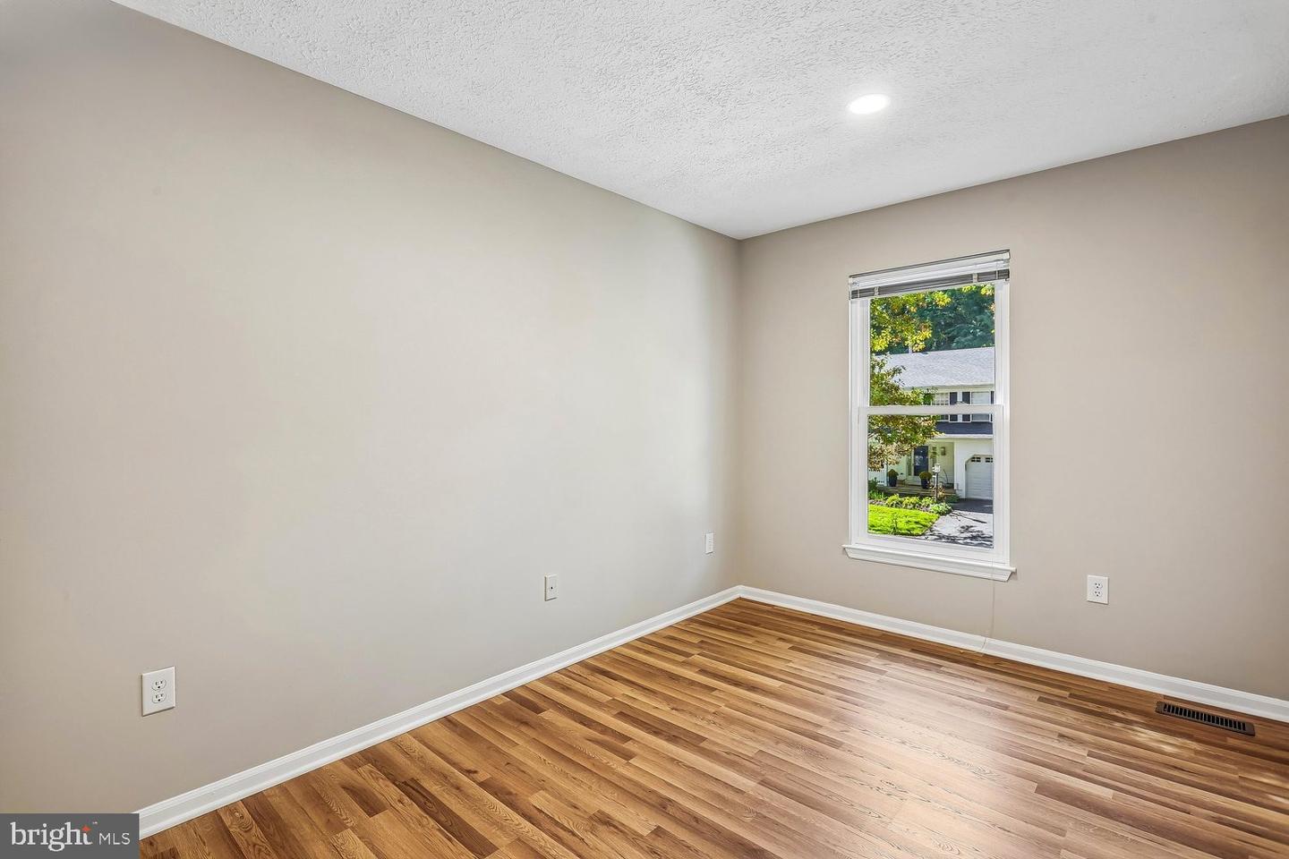 11568 Paramus Dr Property Photo 43