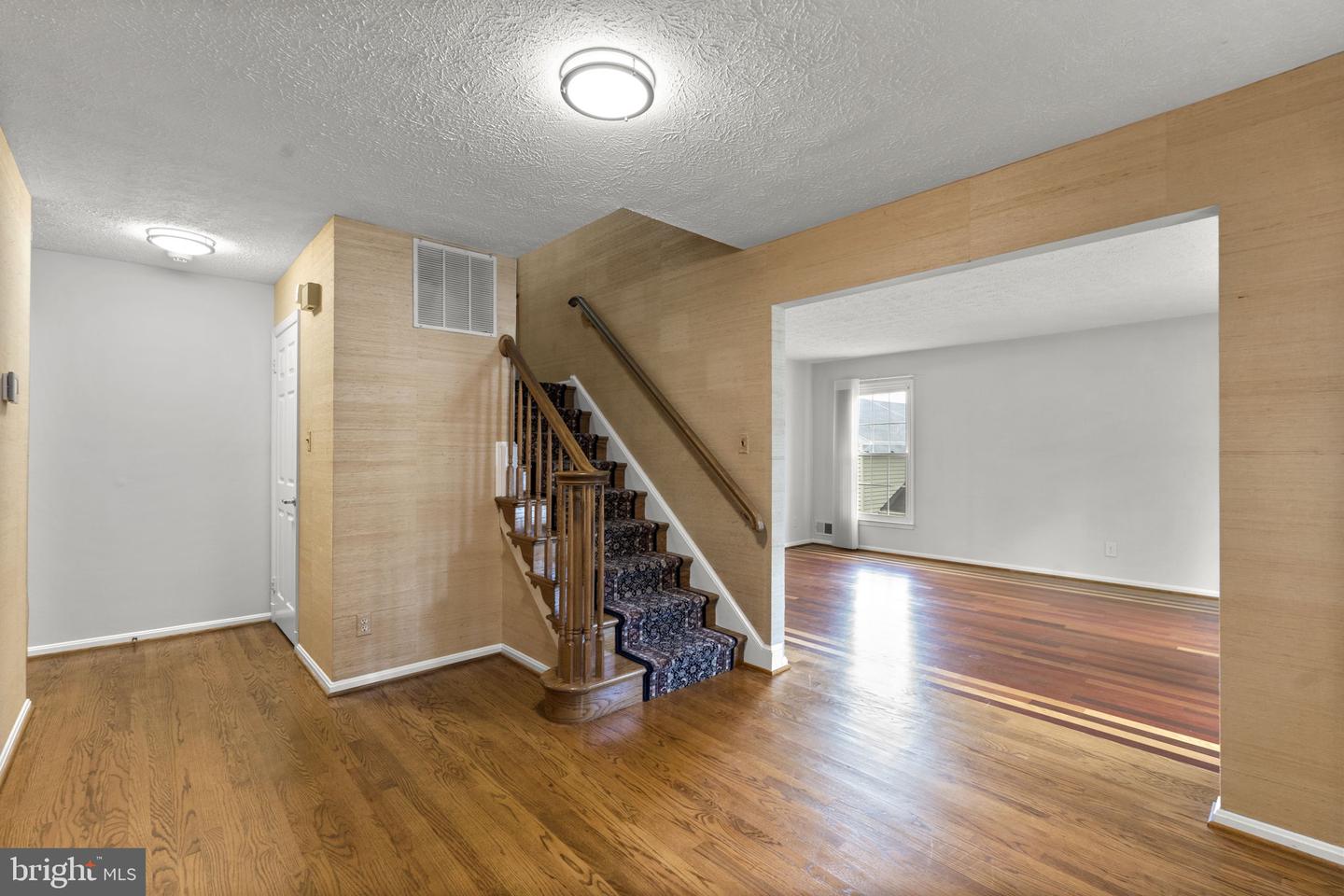 2206 Touchstone Ct Property Photo 3