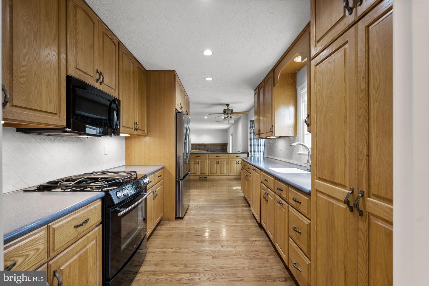 2206 Touchstone Ct Property Photo 7
