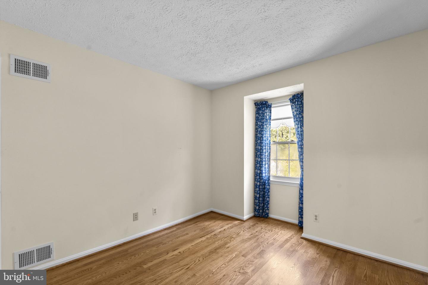 2206 Touchstone Ct Property Photo 23