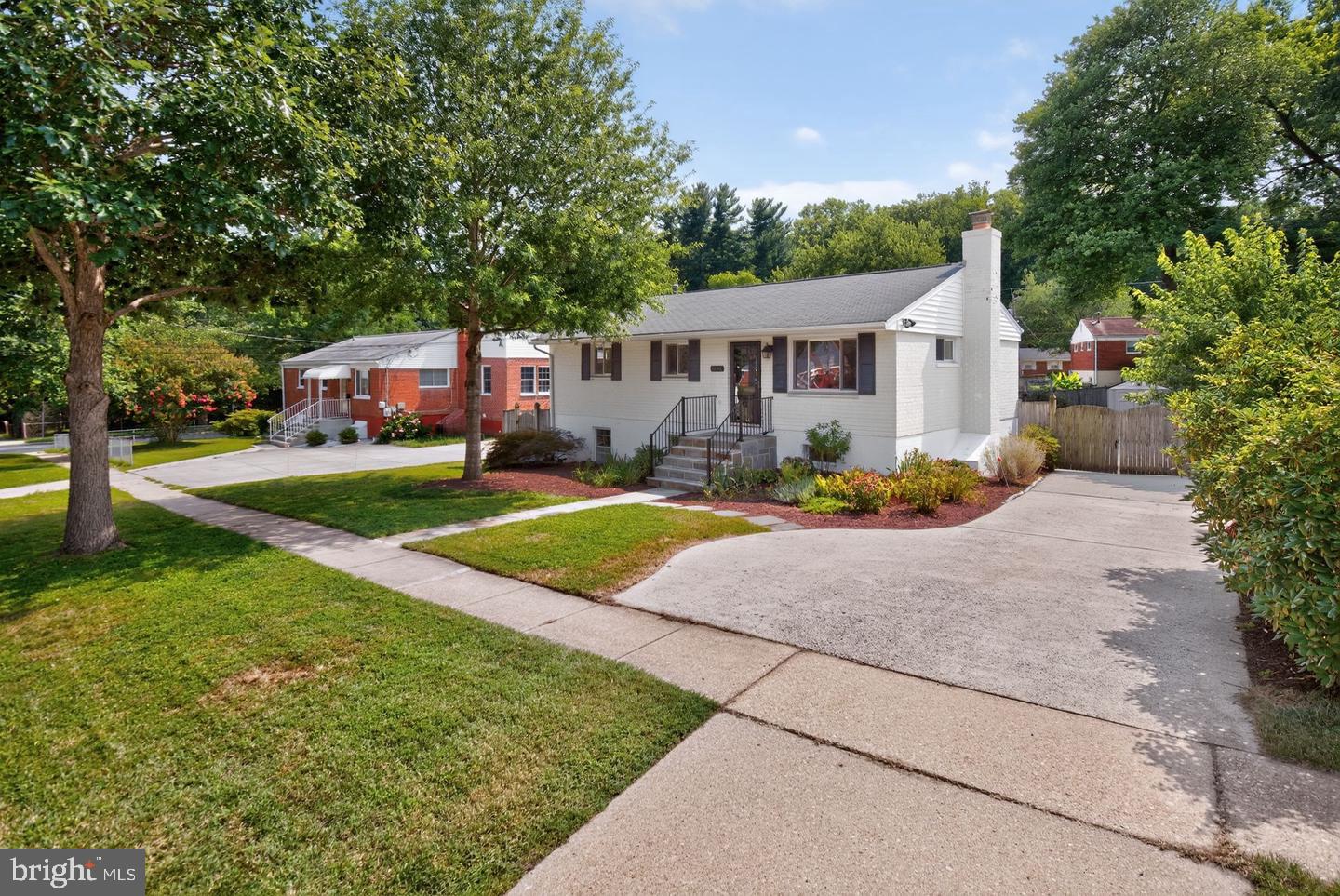 11302 Schuylkill Rd Property Photo 2