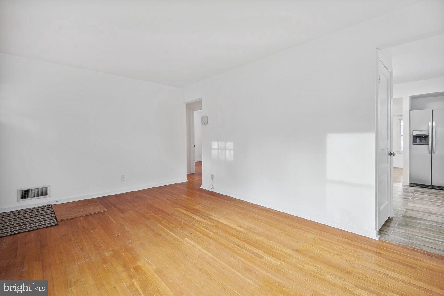 11807 College View Dr Property Photo 5